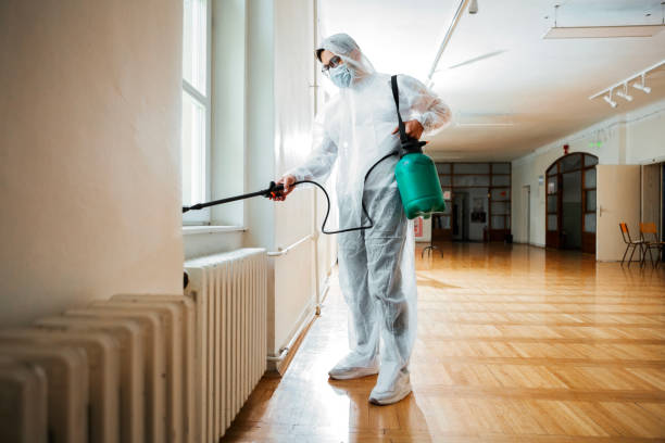 Best Pest Removal Services  in Clearlake Oaks, CA